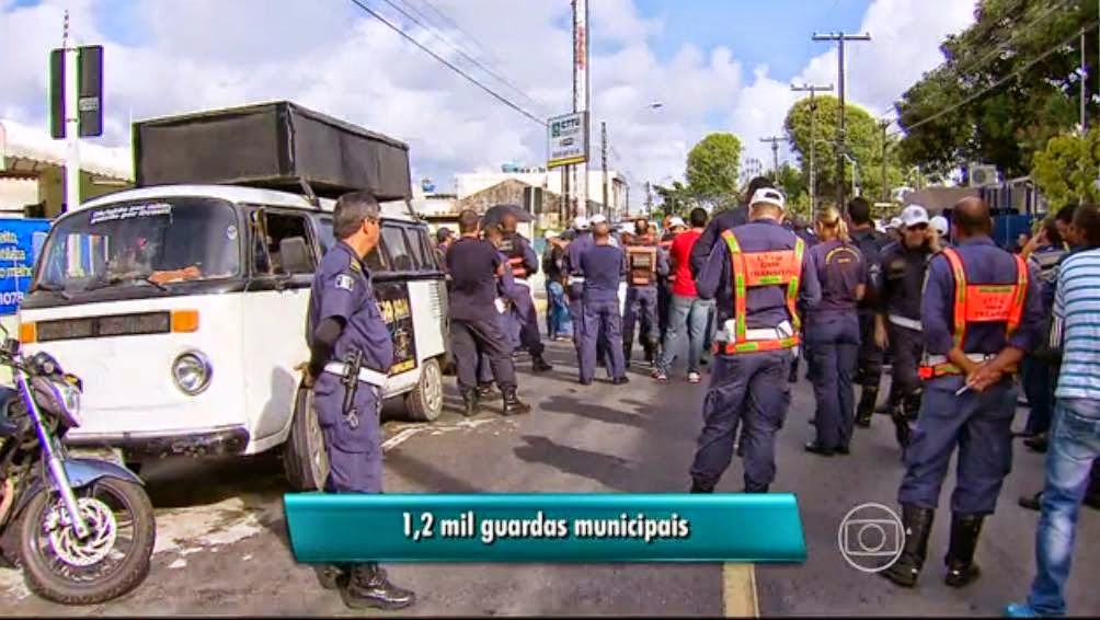 Os guardas municipais de Recife fazem paralisação, nesta quinta-feira (19). A previsão é de que dure 48 horas.