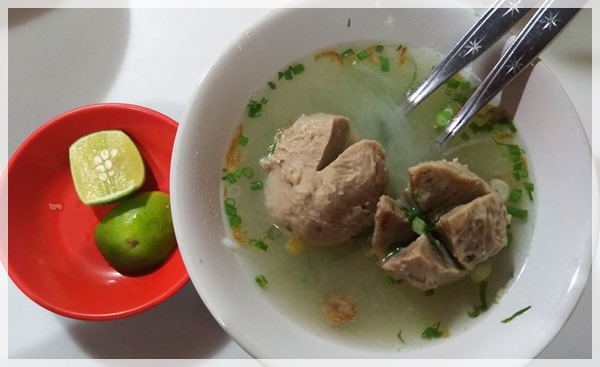 bakso-enak-di-surabaya