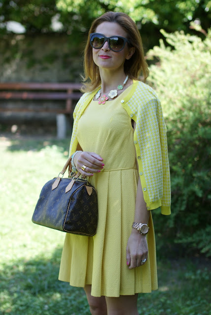 Cesare Paciotti bon ton dress, Zara yellow cardigan, LV Speedy 25, Fashion and Cookies