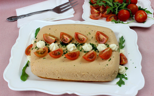 Pudin de atún con tomate. Julia y sus recetas