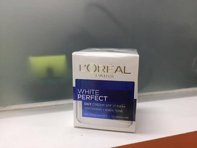 Skincare Penghilang Jerawat di Indomaret - Loreal White Perfect Day Cream