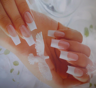 Jak zrobić francuski manicure