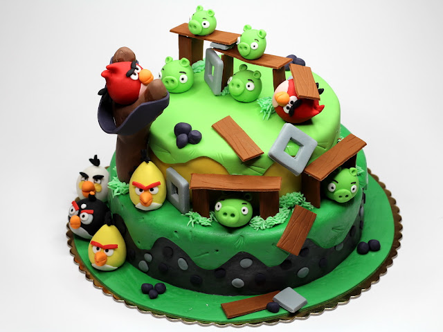Angry Birds Birthday Cake in London