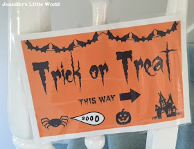 Printed Trick or Treat sign