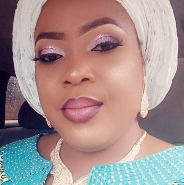 Celebrating 2 Beautiful Twin Sisters, Taiwo Desola Oluwadare & Khenny Oyenike Alabi