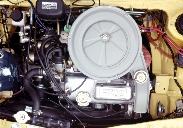 Honda Civic 1st Gen engine picture