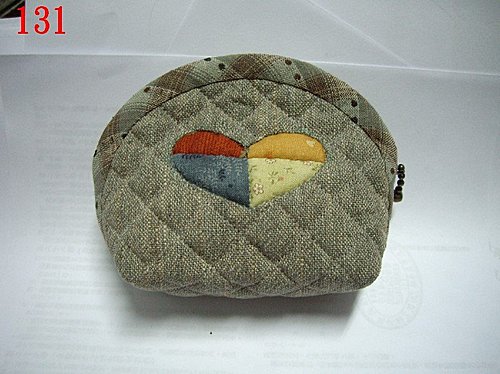 Japanese patchwork quilt bag / zipper pouch sewing purse DIY tutorial.