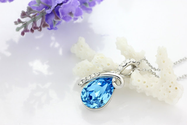 Arco Iris Eternal Love Teardrop Swarovski Elements Crystal Pendant Necklace for Women