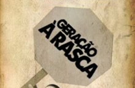 "Geração à rasca" ganha voz através da Internet