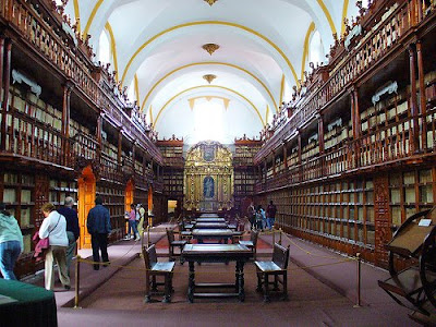 Biblioteca Palafoxiana, Puebla, Mexico 