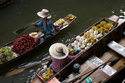 Damnoen Saduak Floating Market