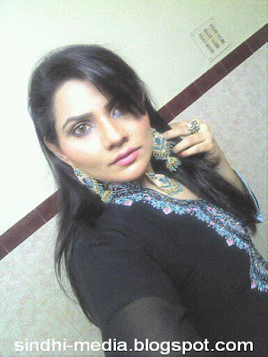 Sanam Soomro latest