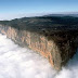 Keindahan Gunung Datar Mount Roraima " Negeri di Atas Awan "