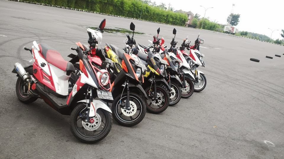 Gambar Modifikasi Motor Yamaha X-Ride Terbaru  MODIFIKASI 