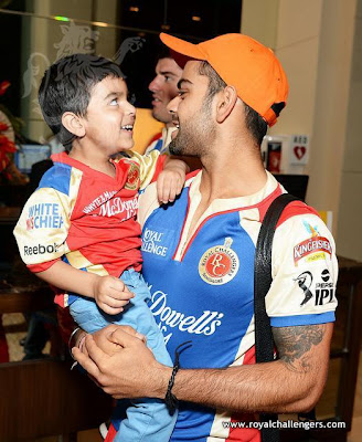 cricketer virat kohli mini biography and childhood pictures