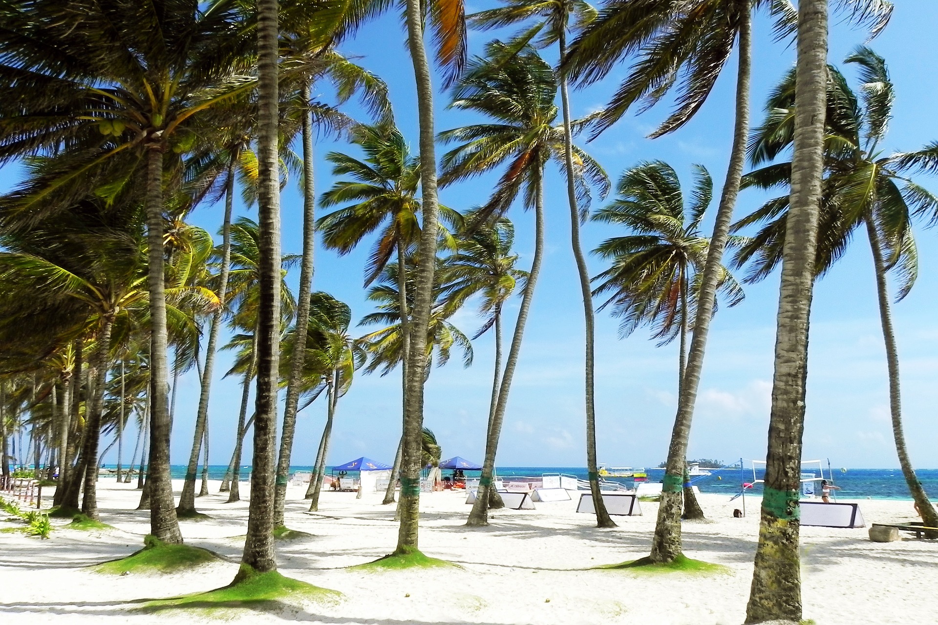 Best beaches in Colombia by Offpeakseason.com