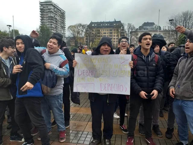 Estudiantes protestan en Osorno