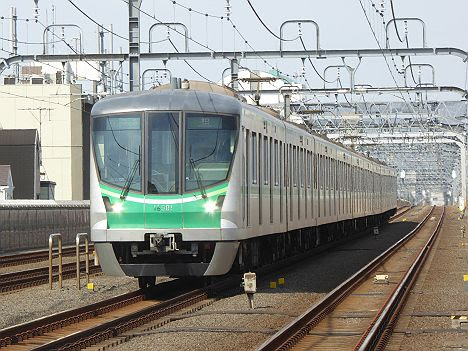 小田急電鉄 東京メトロ千代田線直通 準急 柏行き2　東京メトロ16000系(土日1本運行)