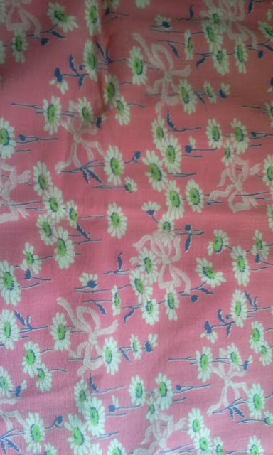 Flashback Summer:  1930s and 1940s Feedsack Print Fabric