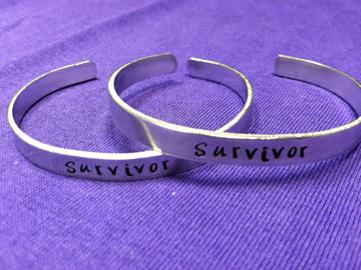 Bracelet Survivor5