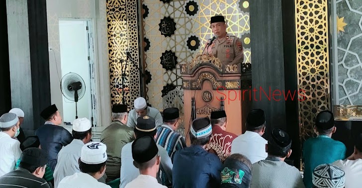 Safari Jumat, Kapolsek Marbo Sampaikan Pesan Kamtibmas dan Ajak Warga Vaksinasi 