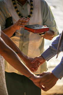 Kauai wedding minister at Princeville Beach