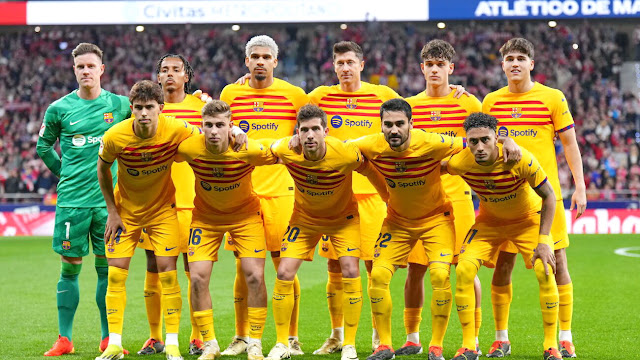 📸F. C. BARCELONA 📆17 marzo 2024 ⬆️Marc-André Ter Stegen, Jules Koundé, Ronald Araújo, Lewandowski, Héctor Fort, Pau Cubarsí. ⬇️João Félix, Fermín, Sergi Roberto, İlkay Gündoğan, Raphinha. CLUB ATLÉTICO DE MADRID 0 🆚 F. C. BARCELONA 3 Domingo 17/03/2024, 21:00 horas. Campeonato de Liga de 1ª División, jornada 29. Madrid, estadio Civitas Metropolitano: 68.253 espectadores. GOLES: ⚽0-1: 38’, João Félix. ⚽0-2: 47’, Robert Lewandowski. ⚽0-3: 65’, Fermín López.