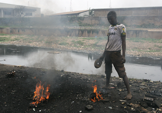 http://kairus.org/082014-artist-in-residence-agbogbloshie-e-waste-dump/