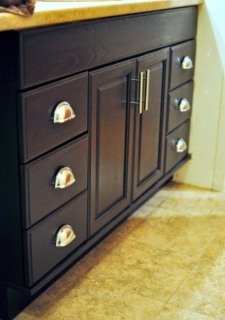 Staining Oak Cabinets an Espresso Color {DIY Tutorial ...