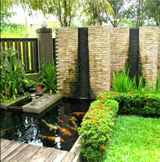 Minimalist Rear Garden and Pool