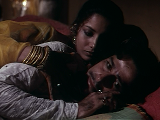 Shabana Azmi as Firdaus (Javed Khan's wife) in Junoon, Shashi Kapoor as Javed Khan, Directed by Shyam Benegal