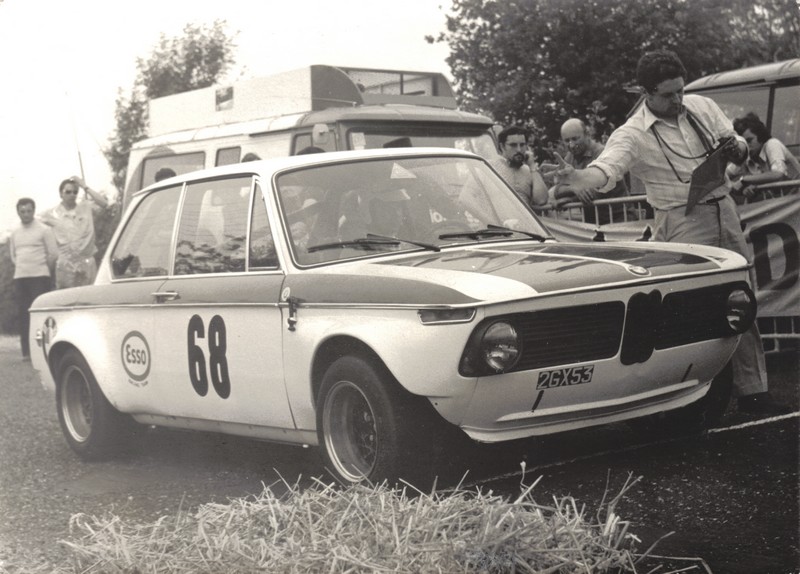 Photo of the Day BMW 2002ti A neat image of an older 2002ti'69 or'70