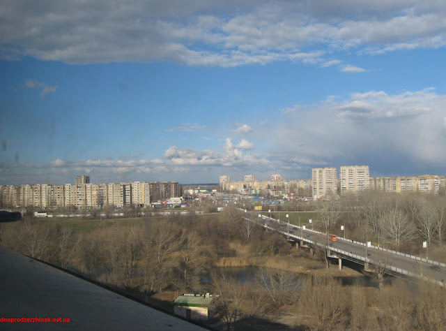 Днепродзержинск. Улица 40 лет Победы 2. Вид с 9-го этажа.