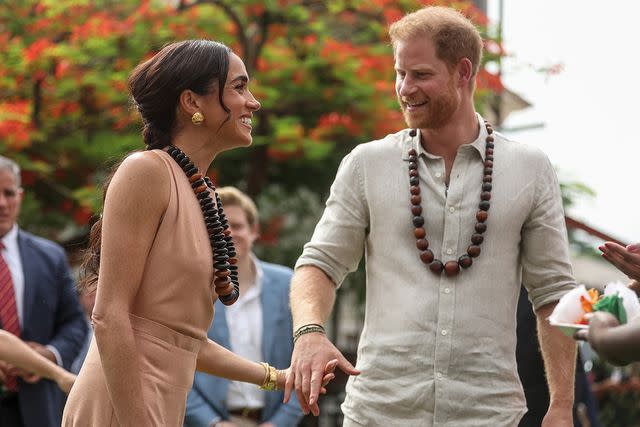 Prince Harry & Meghan Markle Mad As 350 Nigerians Totally Ignored or Refused Them Handshake