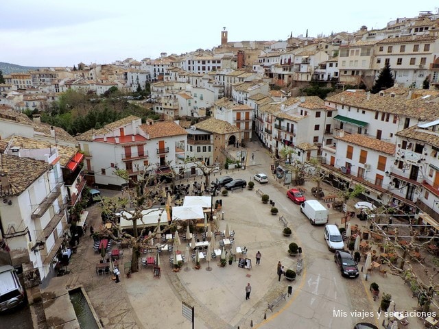 Vistas desde la torre de la Plaza de Santa María, Cazorla, Jaén, Andalucía