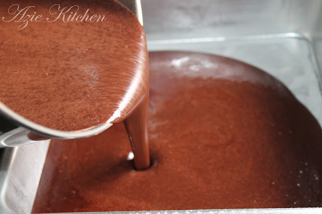 Best Moist Chocolate Cake Ever - Azie Kitchen