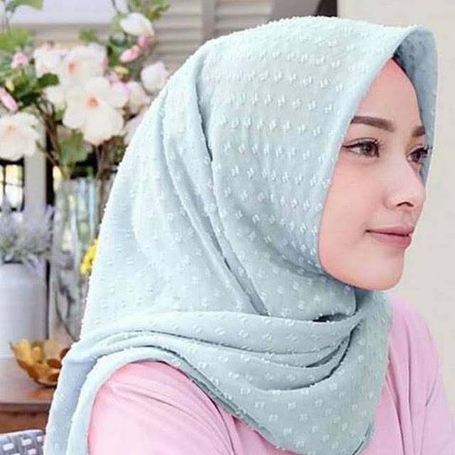 Bahan Bahan Jilbab Segi Empat