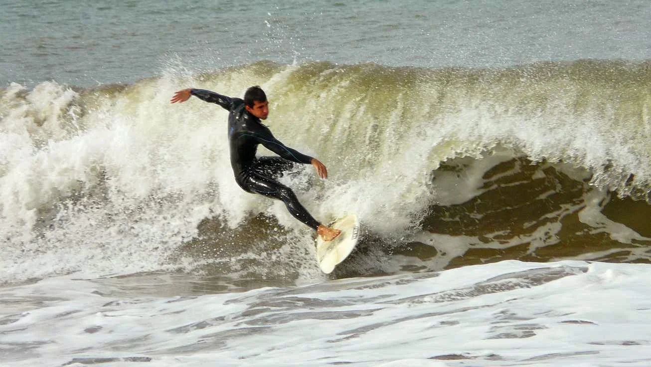 surfing ereaga 15