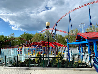 Supergirl Sky Flyer Closed at Six Flags New England