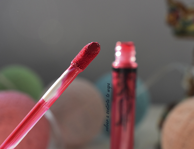 Everlasting Liquid Lipstick de Kat Von D - tono Bachelorette