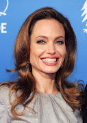 ANGELINA JOLIE HAS DOUBLE MASECTOMY TO PREVENT BREAST CANCER