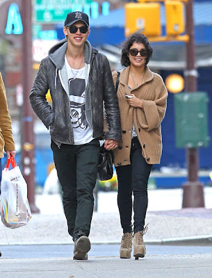 Vanessa Hudgens Boyfriend