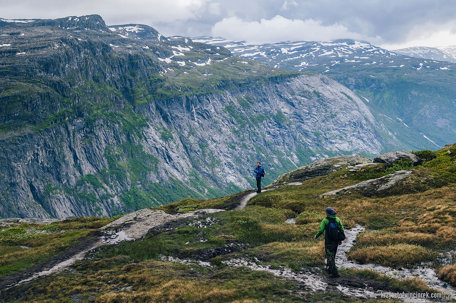 Trolltunga, Norwegia, 2011