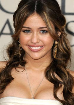 Miley Cyrus to sue website over fake nude pics