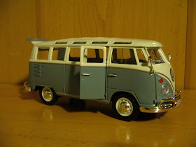 maisto 1:25 Volkswagen Transporter