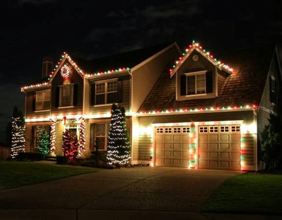 DFW Best Roofing: DFW Christmas Light Co. Holiday Light Decorations