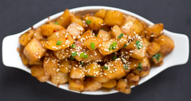 Sweet & Spicy Braised Potatoes 