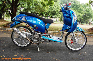 Foto gambar modifikasi  scoopy  fi velg ring 14 atau 17 