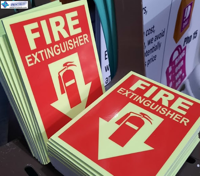 Sintra Board Photoluminescent Fire Extinguisher Signs