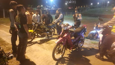 Jaga Kamtibmas Aman dan Kondusif, Personil Gabungan Polres Madina Gelar Patroli Malam